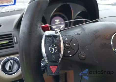 2010 Mercedes-Benz C 300 из США, поврежденный, VIN WDDGF5EB4AF495411